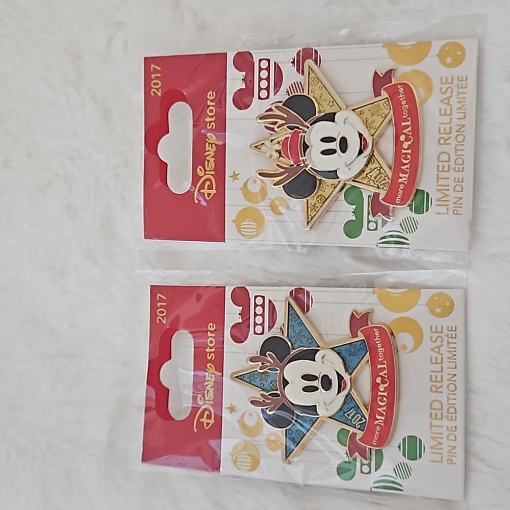 Disney Store Limited Release 2017 Mickey & Minnie Mouse Make a Wish Pin Set